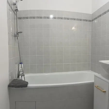 5 Min Versailles & Golf National 기영꾸흐