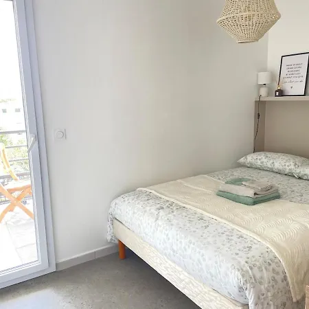 5 Min Versailles & Golf National *